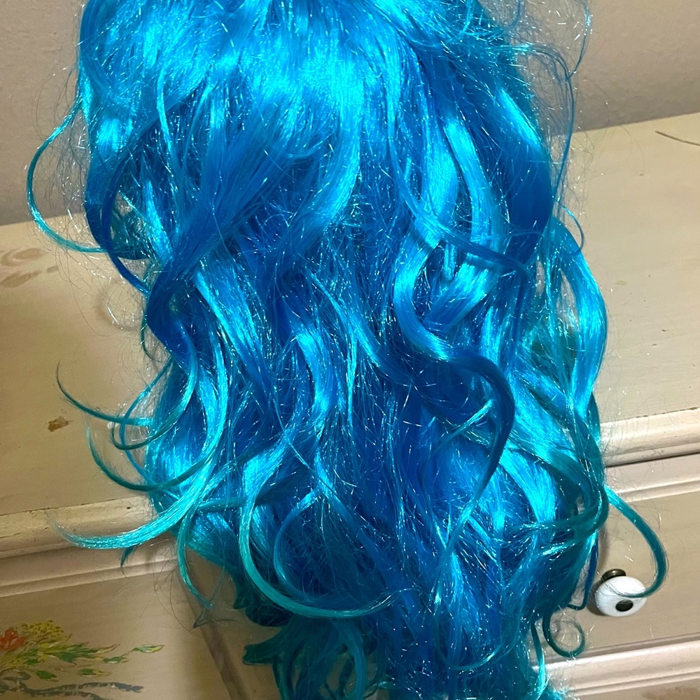 Blue wig
